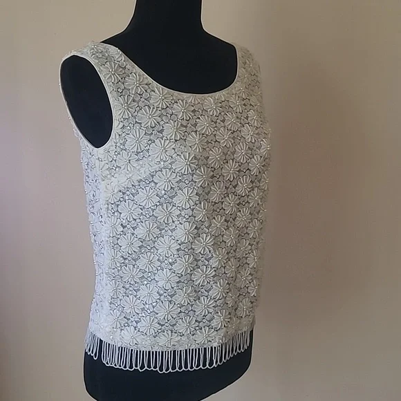 TheEverllitCo. Cashmere Angora beaded tank size 36 - Picture 7 of 11